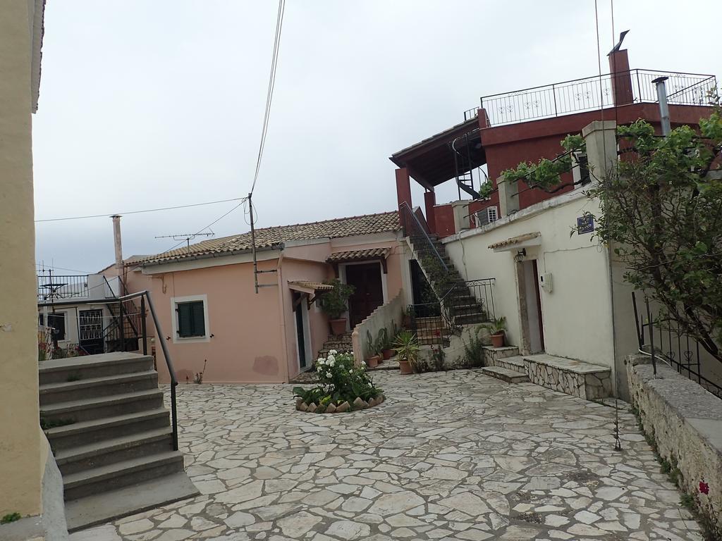 Summer Cottage Sinarades Exterior photo